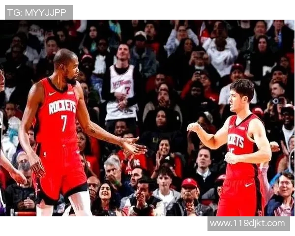 火箭队与太阳队激战正酣2015年10月14日精彩回顾与赛况分析